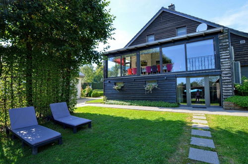 Foto 34 - Luxurious Holiday Home With Sauna in Butgenbach