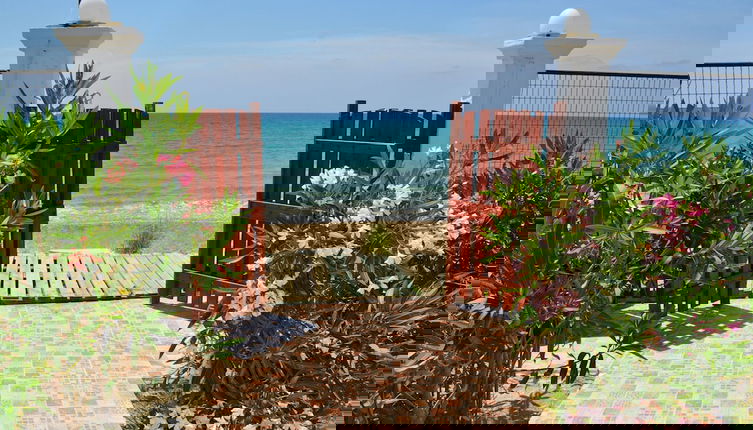 Foto 1 - Beachfront Vacation Home