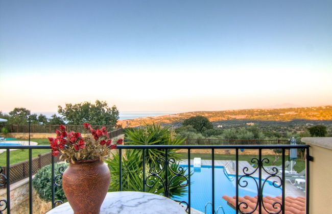 Anemoni - Gerani Villas With Private Pooi - Photo 13