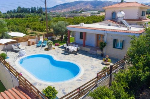 Foto 3 - Villa Constantinos Large Private Pool Walk to Beach Sea Views A C Wifi Car Not Required - 2220