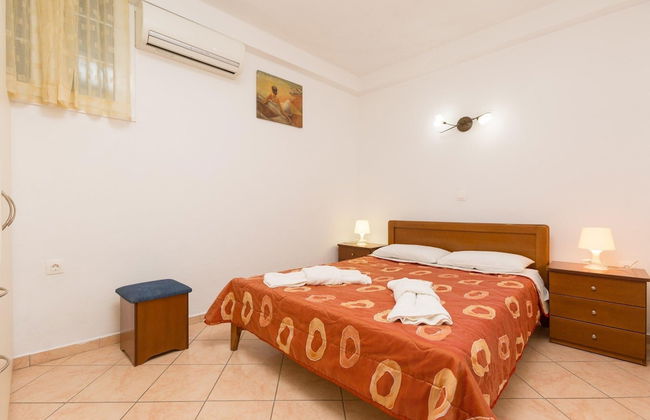 Dinos Walk to Beach Sea Views A C Wifi Car Not Required - 291 - Foto 27