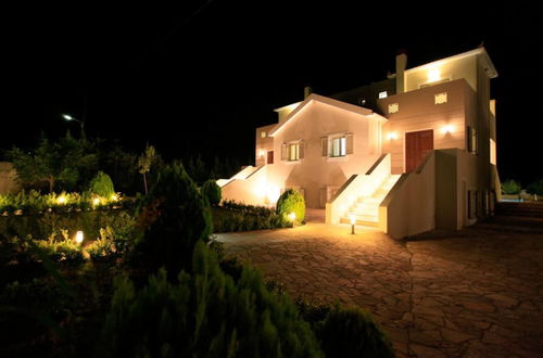 Foto 55 - Villa Fedra Large Private Pool Walk to Beach A C Wifi Car Not Required Eco-friendly - 1878