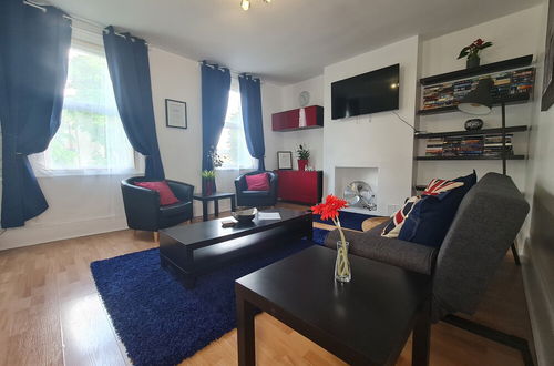 Photo 22 - Lovely Large London Apartment, Near Stratford