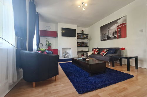 Photo 21 - Lovely Large London Apartment, Near Stratford