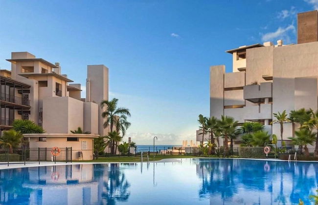 Beach Apartment with Private Pool - Foto 15