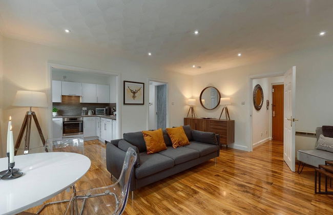 Captivating 3-bed Apartment by Gleneagles - Foto 17