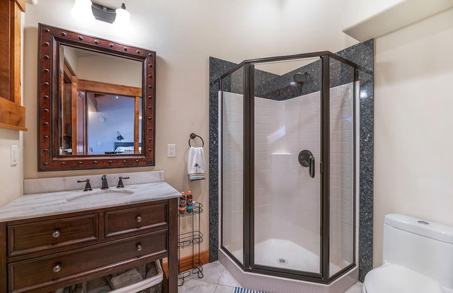 Mv32: Lakeland Village Luxury Condo With Great Amenities - Photo 15