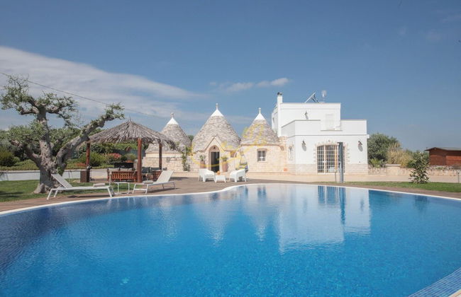 TD Trulli Bruco Large Pool for Family Fun - Photo 36