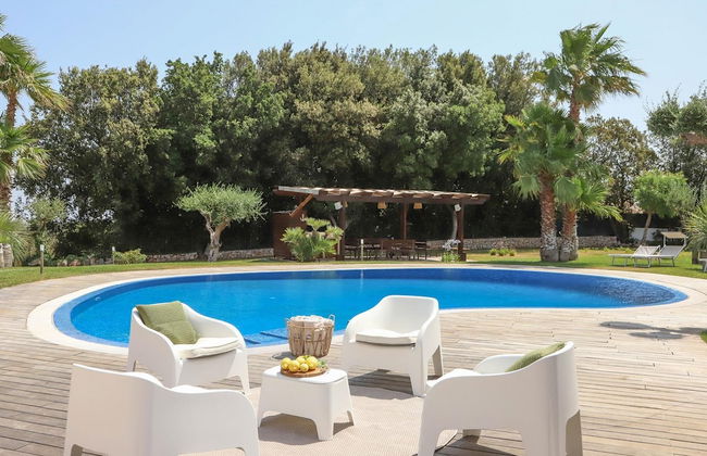 TD Trulli Bruco Large Pool for Family Fun - Photo 9