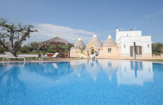 TD Trulli Bruco Large Pool for Family Fun - Photo 16