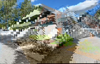 Foto 1 - Villa Stay With Pool & Sauna