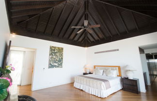 Photo 3 - Beautiful 3-Bedroom Villa at Surin Beach