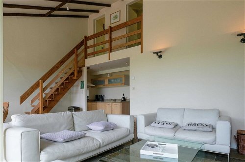 Photo 6 - Great Spacious Holiday Home in a Tranquil Holiday