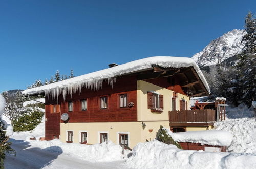 Foto 28 - Spacious Holiday Home near Ski Area in Leogang