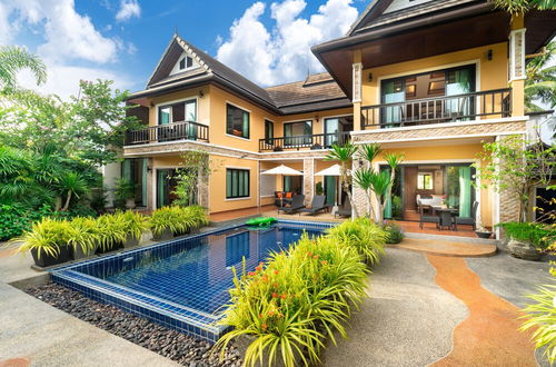 Photo 1 - Bright Luxury Villa W Garden Pool & Sauna