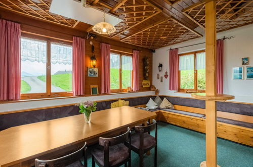 Foto 26 - Vintage Holiday Home in Vorarlberg Near Ski Area
