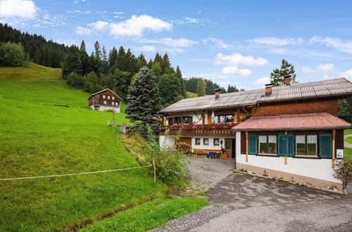 Photo 33 - Vintage Holiday Home Near Ski Area