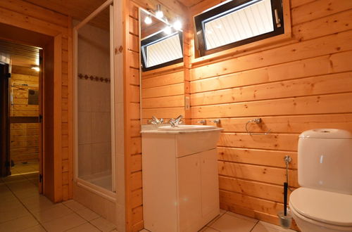 Photo 12 - A Wooden Chalet Located in a Quiet and Green