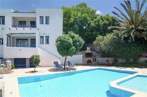 Photo 1 - Modish Villa in Lefkogia Crete With Swimming Pool