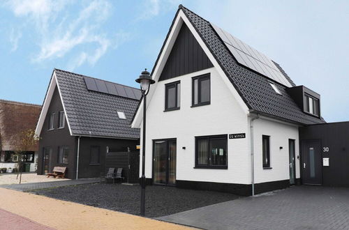 Photo 29 - Lovely Holiday Home in Stavoren With Bubble Bath