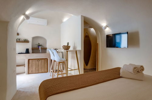 Photo 27 - Pasithea Luxury Suites