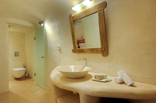 Photo 6 - Pasithea Luxury Suites