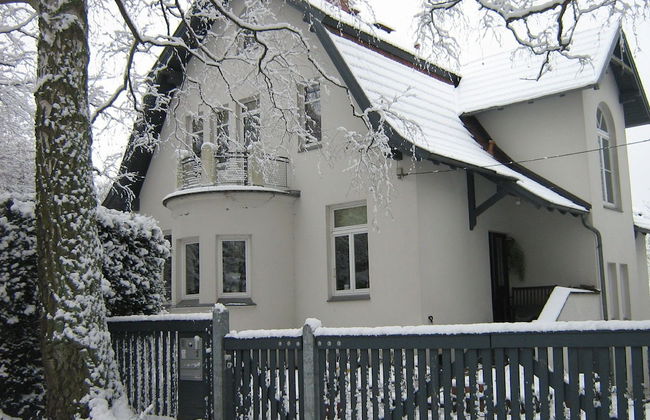 Villa With Garden on the Edge of the Forest - Foto 4