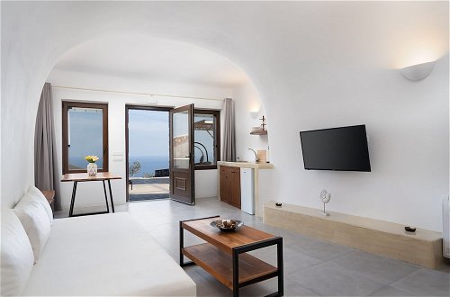 Photo 34 - Luxe Efis Home Sea View 4 Villas & 4 Prive Hot Tub