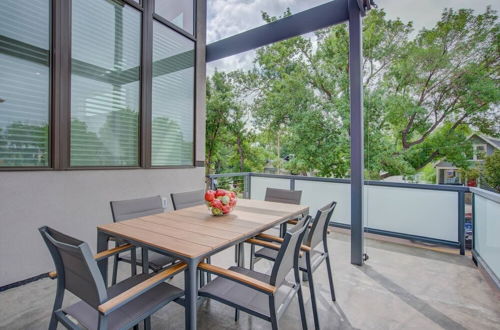 Photo 23 - 4BR Modern Marvel Downtown Custom Private Balcony