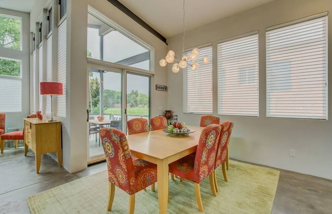 4BR Modern Marvel Downtown Custom Private Balcony - Foto 27