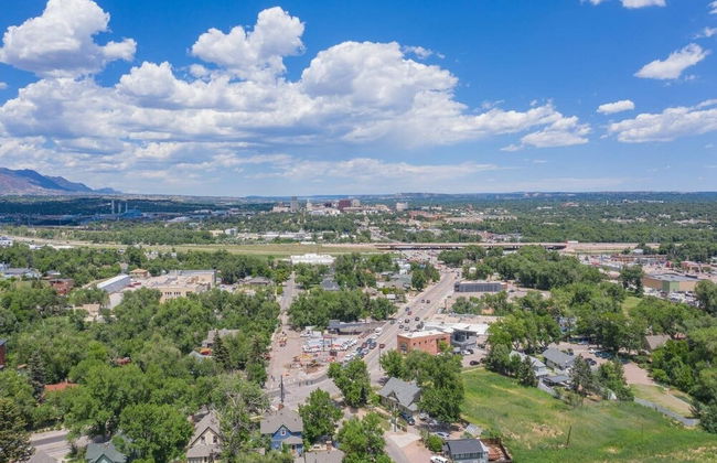 4BR Modern Marvel Downtown Custom Private Balcony - Foto 59