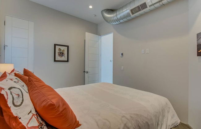 4BR Modern Marvel Downtown Custom Private Balcony - Foto 8