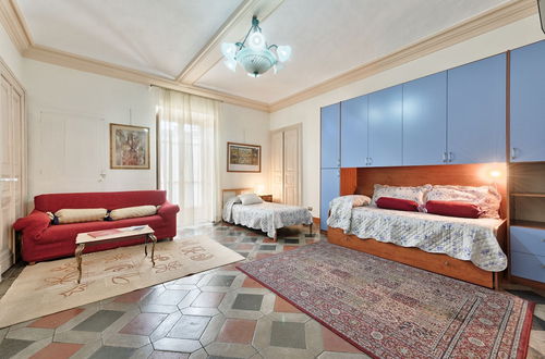 Photo 3 - Porta Nuova Roomy Flat