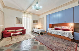 Photo 3 - Porta Nuova Roomy Flat