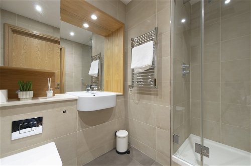 Foto 13 - Lovely 2-bed Luxury Apartment in City of London