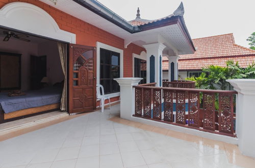 Photo 23 - Baan Kanittha - 5 Bedrooms Pool Villa