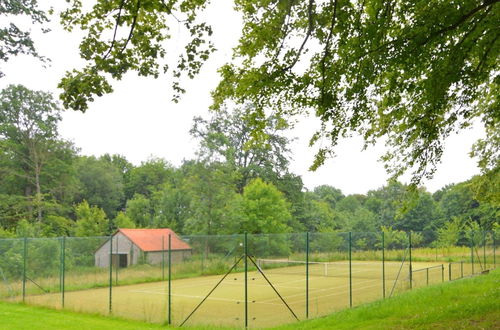 Photo 23 - Gite With Swimming Pool Situated in Wonderful Castle Grounds in Gesves