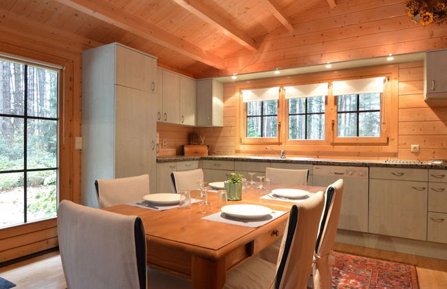 Peaceful Chalet Retreat - Photo 16