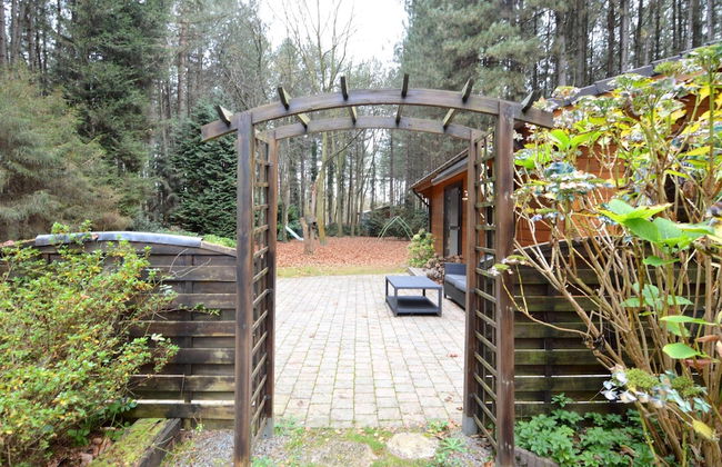 Peaceful Chalet Retreat - Photo 2