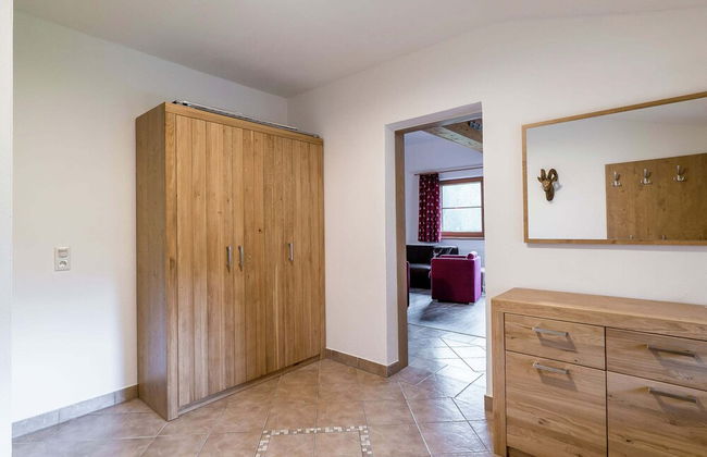 Spacious Chalet near Ski Area in Saalbach-Hinterglemm - Photo 3
