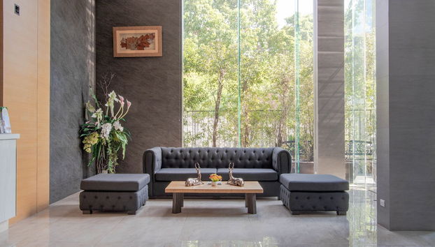 Lobby sitting area