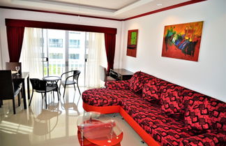 Photo 1 - Luxury 1 bed Corner Condo