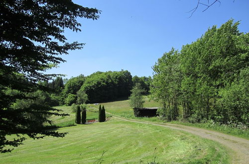 Photo 26 - Large Holiday Home in Battenhausen With Garden