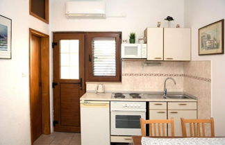 Photo 3 - Nina - sea View Family Apartments - Sa1a