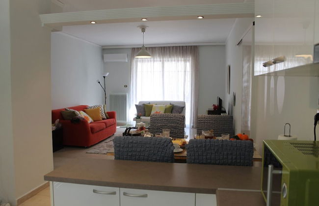 Spacy stay Central Athinian Apartment - Photo 15