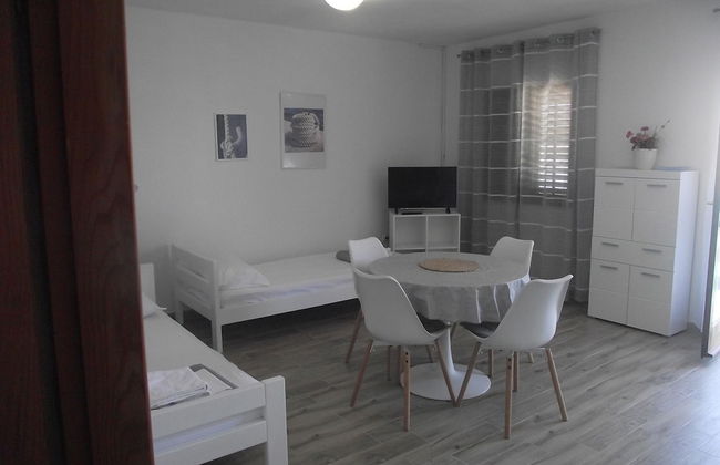 Apartments Milo - Photo 30