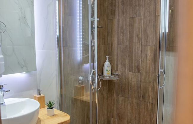 Aelia Mount Suites - Photo 15