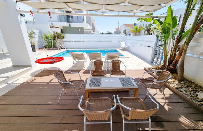 Private Pool Villa Next to the Beach - Foto 2