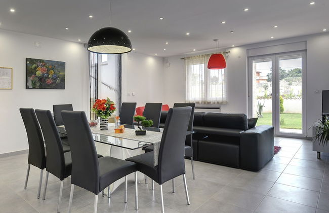 Casa de 5 quartos em Marčana com piscina privada e jardim - Foto 37