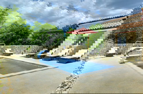 Photo 23 - 4 bedroom House in Marčana with private pool and garden